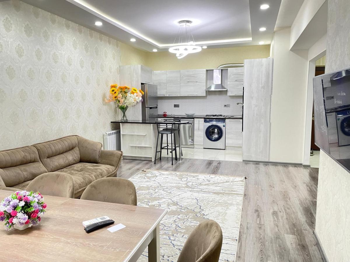 Baku Park Azure Apartment Buitenkant foto